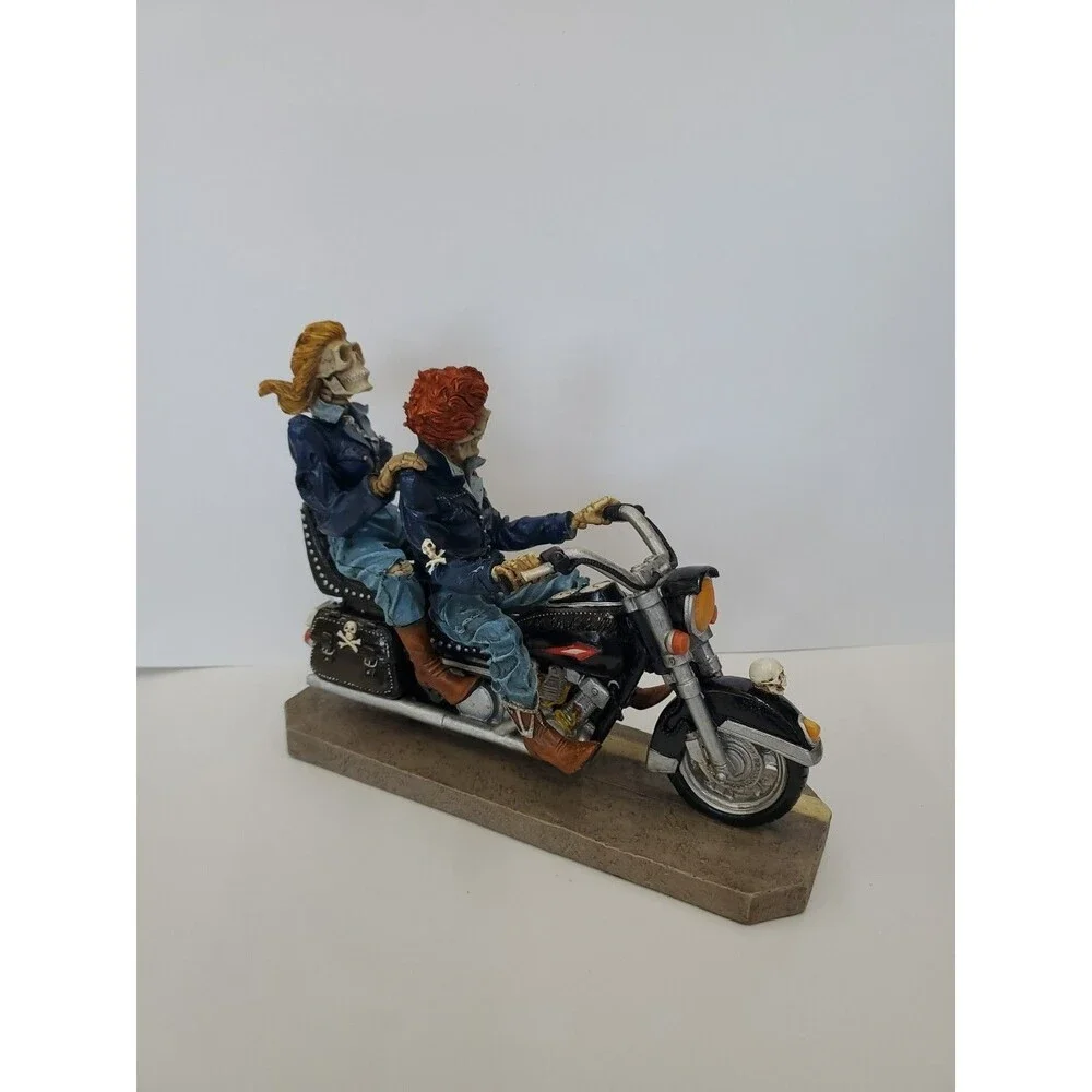 Figurine-Skull Lovers Riding Motorcycle By Studio Collection/Pacific/Resin/5058 - Picture 2 of 16